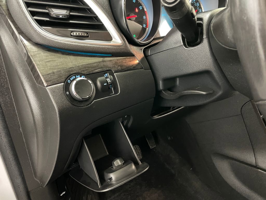 Used 2016 Buick Encore FWD image 21