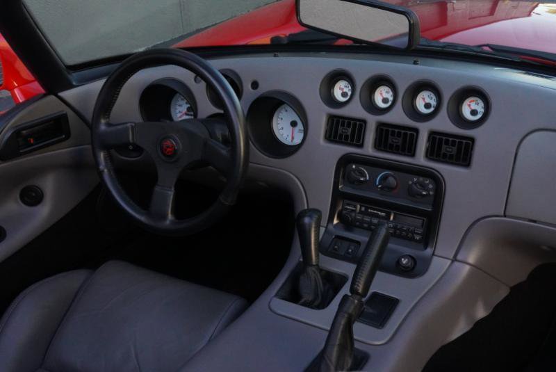 Used 1994 Dodge Viper RT/10 RWD image 41