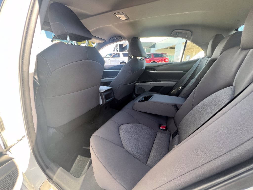 Used 2024 Toyota Camry LE AWD/4WD image 29
