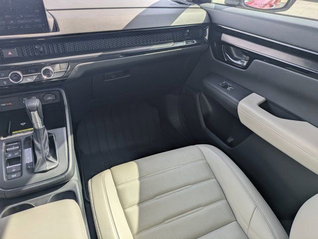 Used 2025 Honda CR-V EX-L image 18