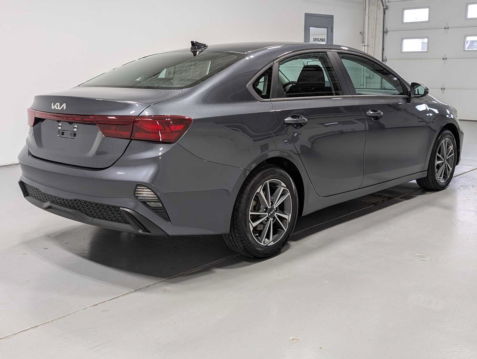 Certified 2023 Kia Forte LXS w/ LXS Technology Package FWD image 8