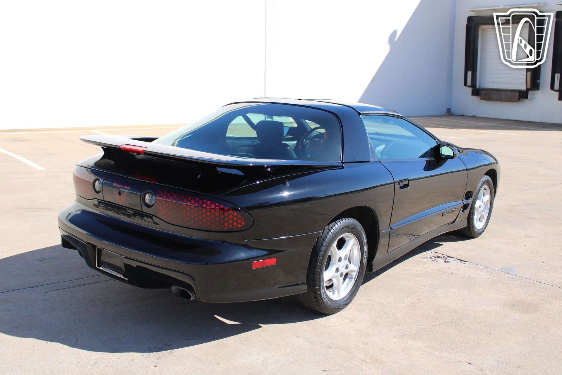 Used 1999 Pontiac Firebird Formula w/ Security Pkg RWD image 32
