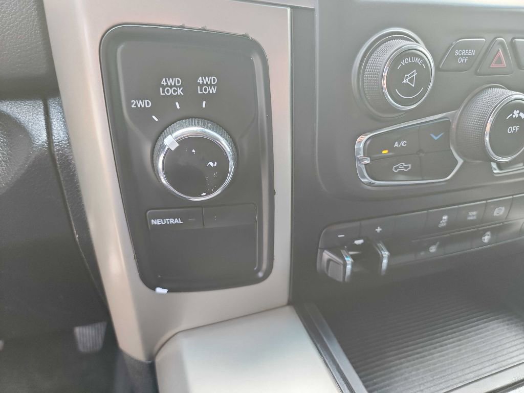 Used 2014 RAM 2500 Lone Star image 31