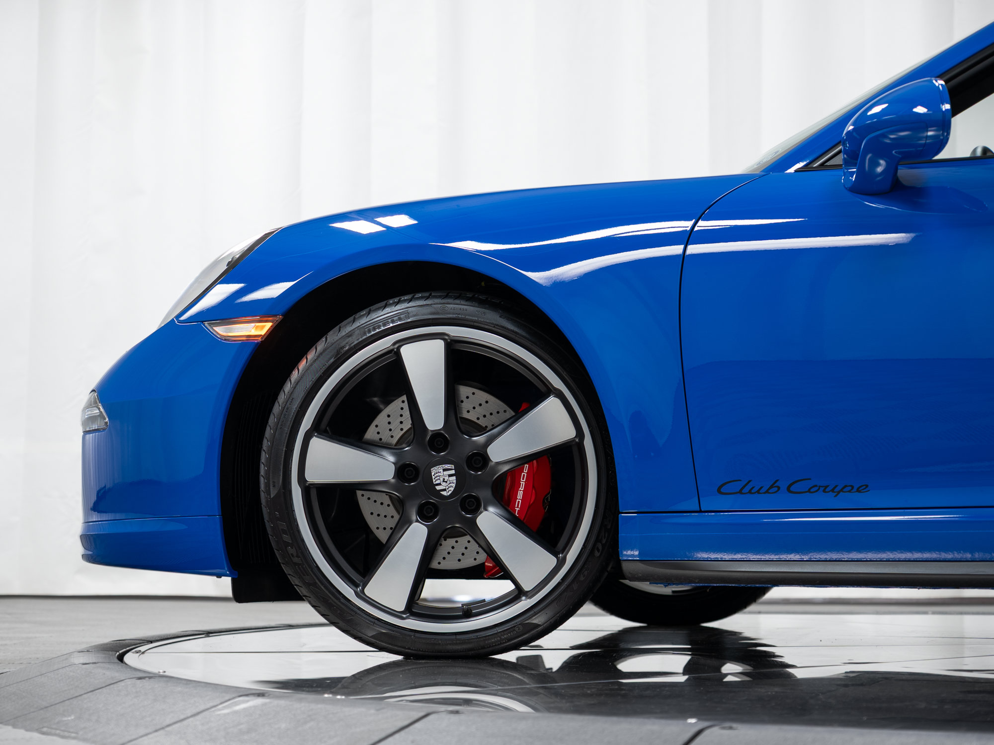 Certified 2016 Porsche 911 Carrera GTS RWD image 49