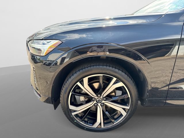 Certified 2024 Volvo XC60 B5 Ultimate w/ Protection Package Premier AWD/4WD image 22