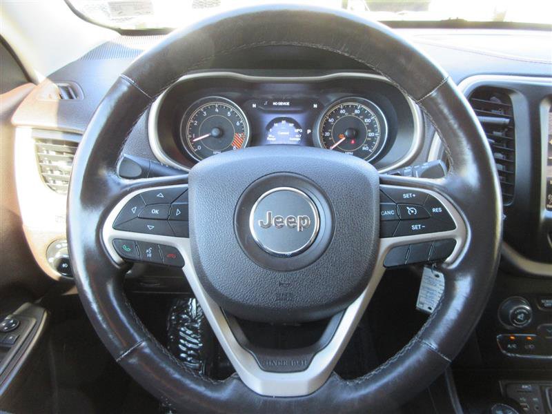Used 2014 Jeep Cherokee Trailhawk w/ Leather Interior Group image 12
