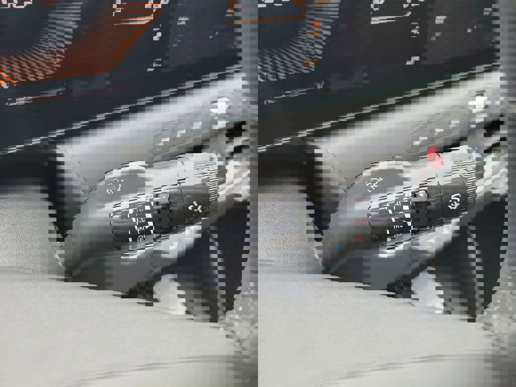 New 2026 Kia K4 EX image 28