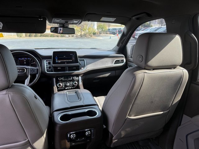 Used 2021 GMC Yukon SLT image 12