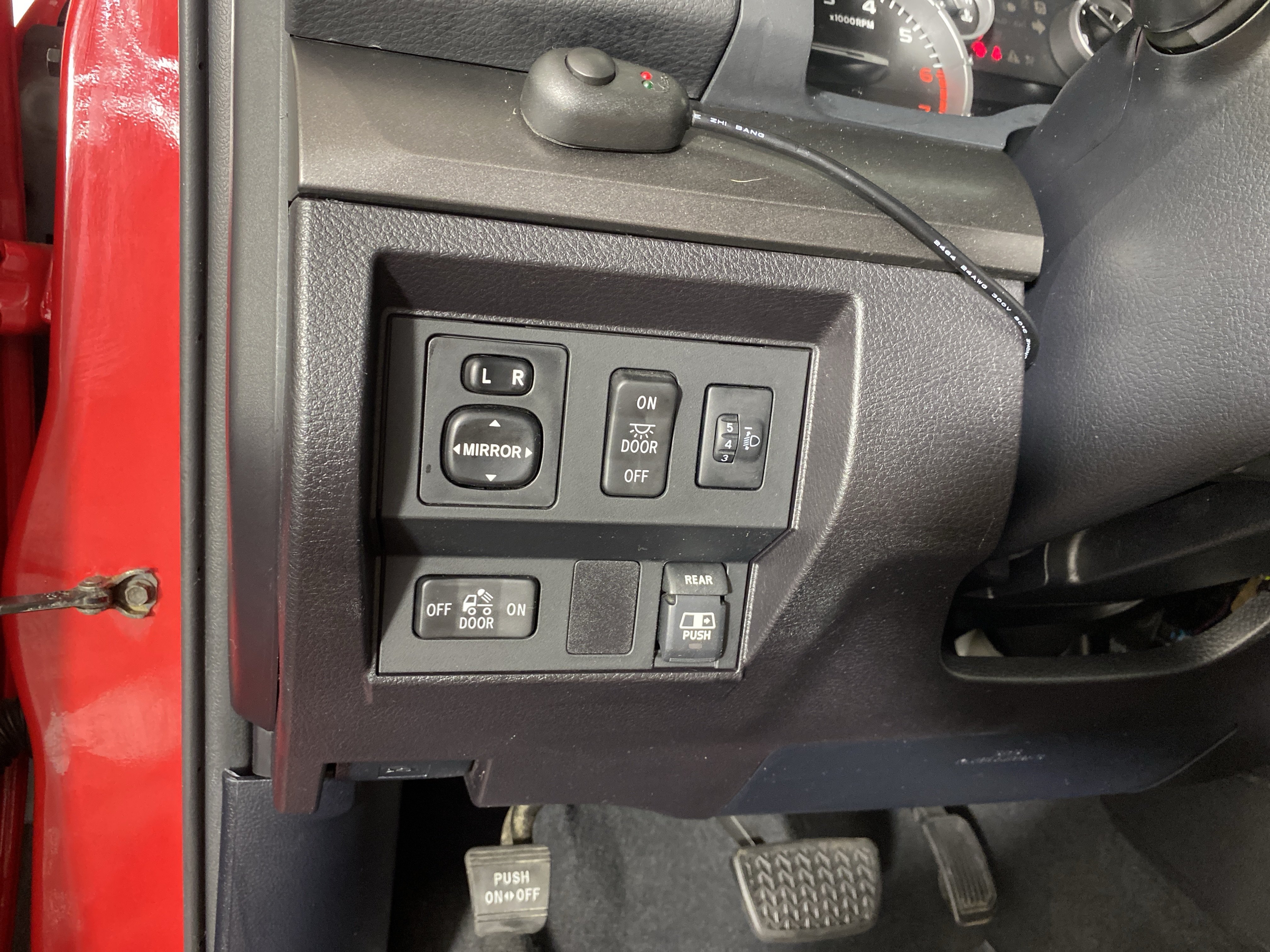 Used 2014 Toyota Tundra SR5 AWD/4WD image 22