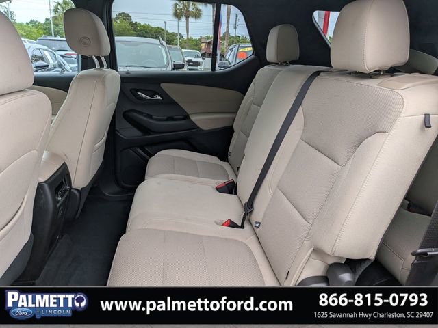 Used 2023 Chevrolet Traverse LS FWD image 14