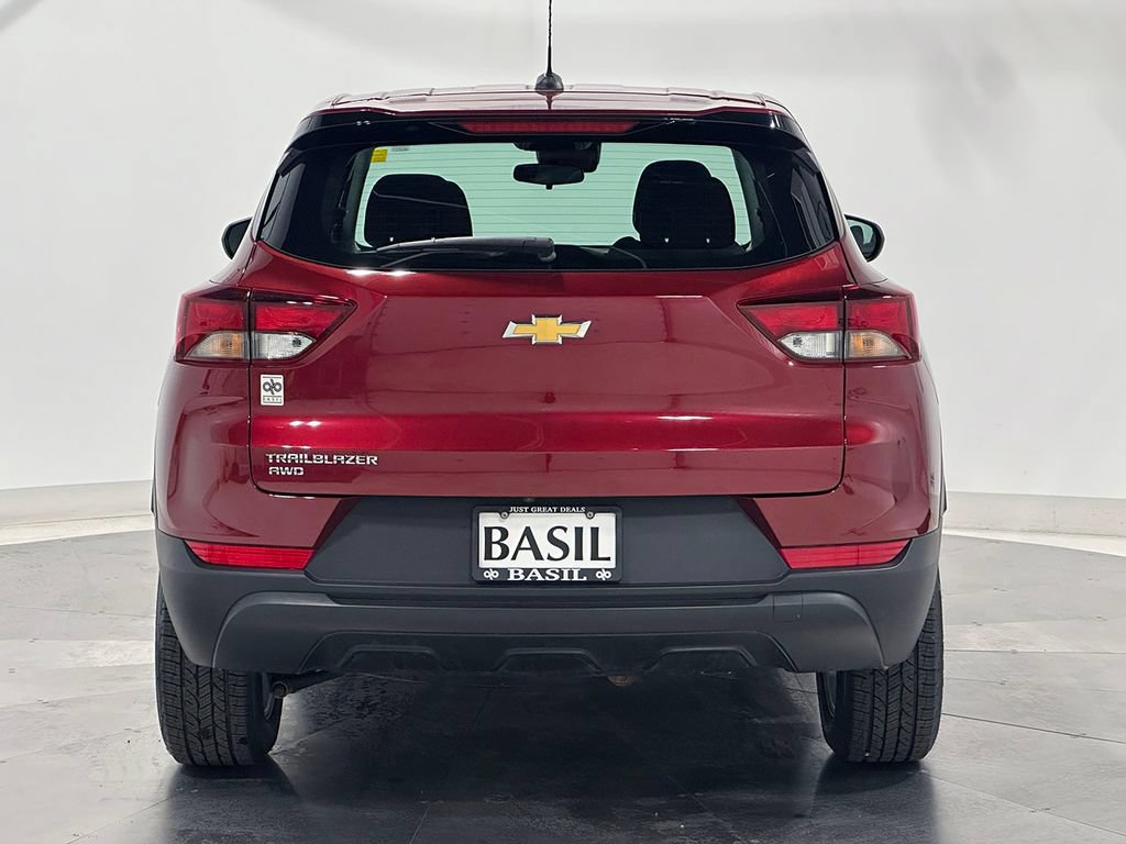 Used 2022 Chevrolet TrailBlazer LS AWD/4WD image 12