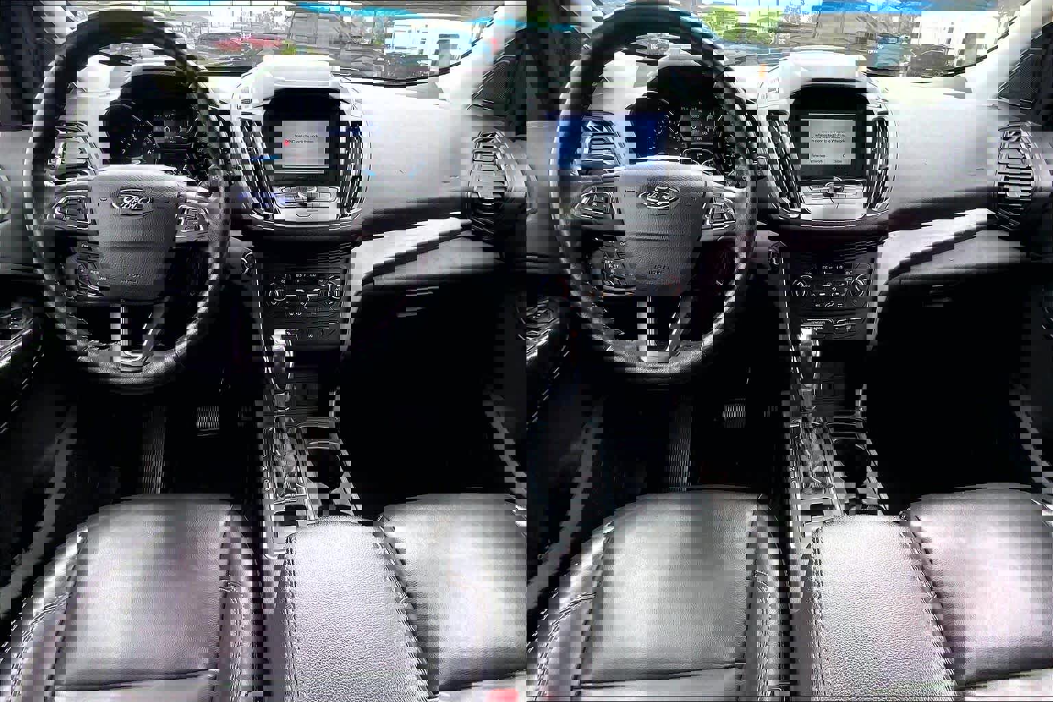 Used 2019 Ford Escape SEL image 16