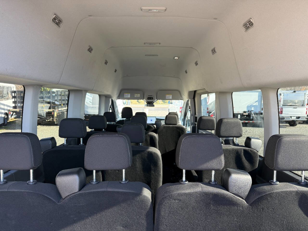 Used 2022 Ford Transit 350 XLT image 30