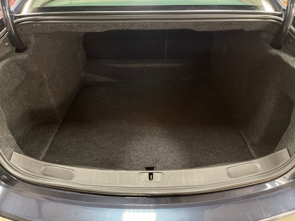 Used 2014 Chevrolet Impala LT w/ Convenience Package FWD image 28