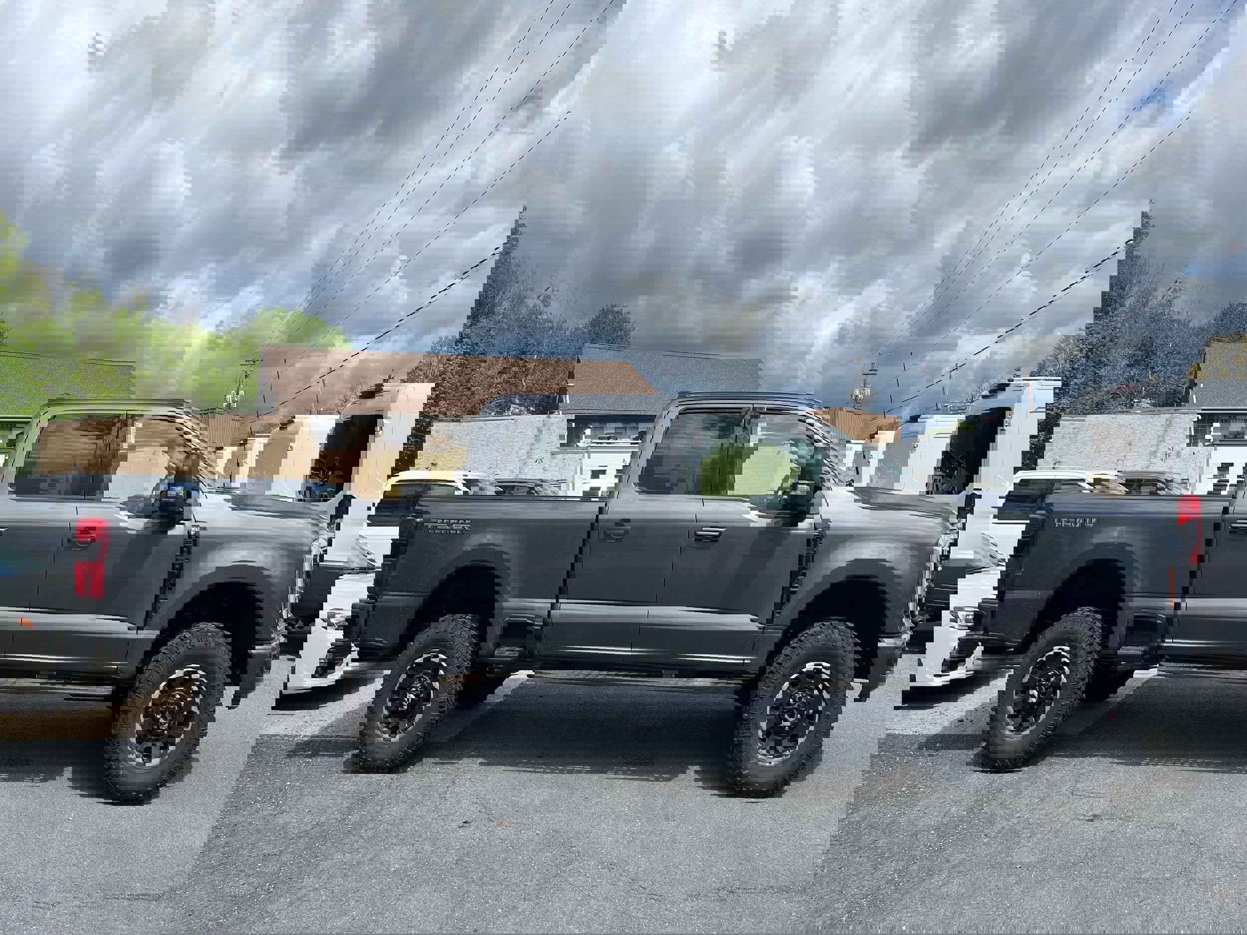 New 2026 Ford F250 XLT w/ XLT Premium Package image 4