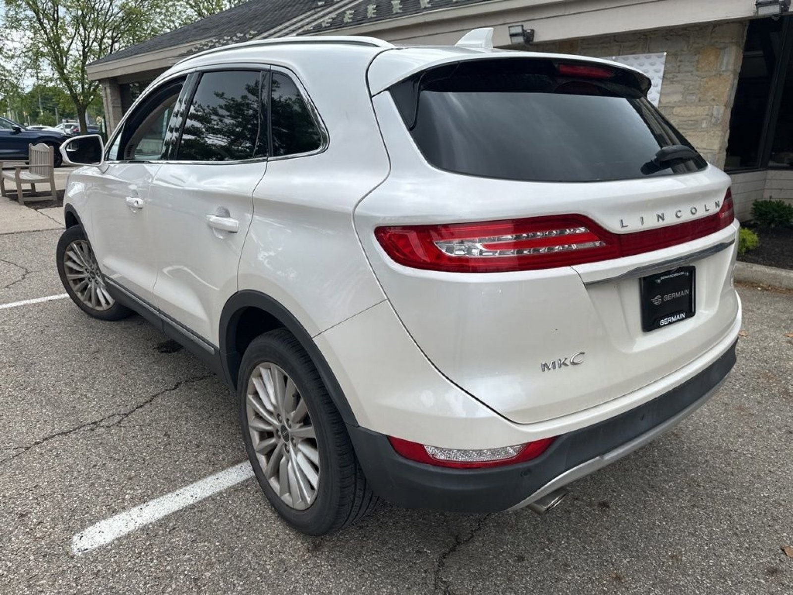 Used 2019 Lincoln MKC Premiere FWD image 10