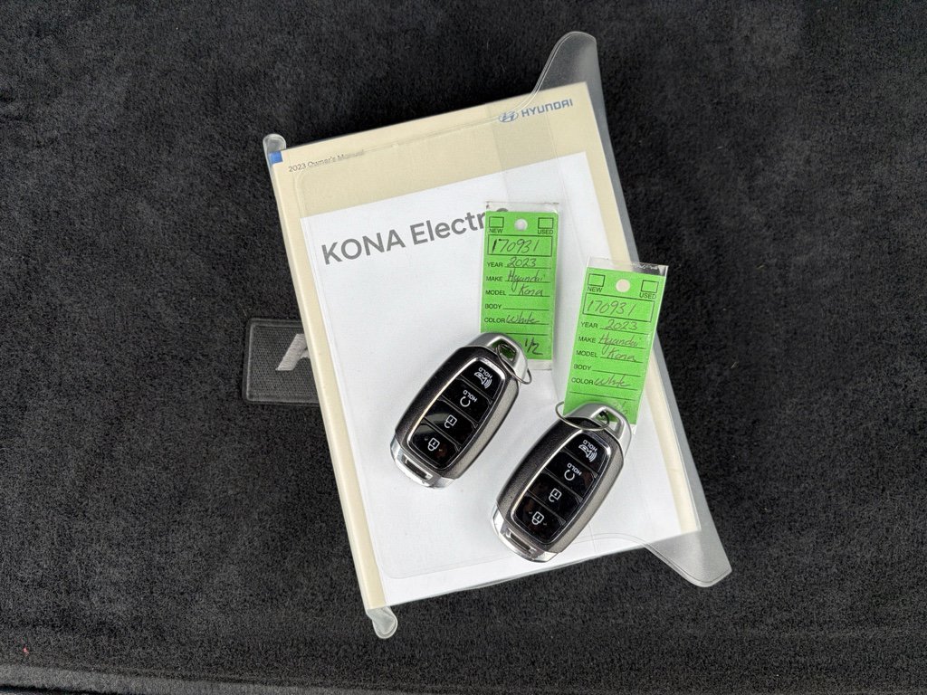 Used 2023 Hyundai Kona Limited image 24