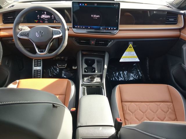New 2026 Volkswagen Tiguan SEL R-Line image 13