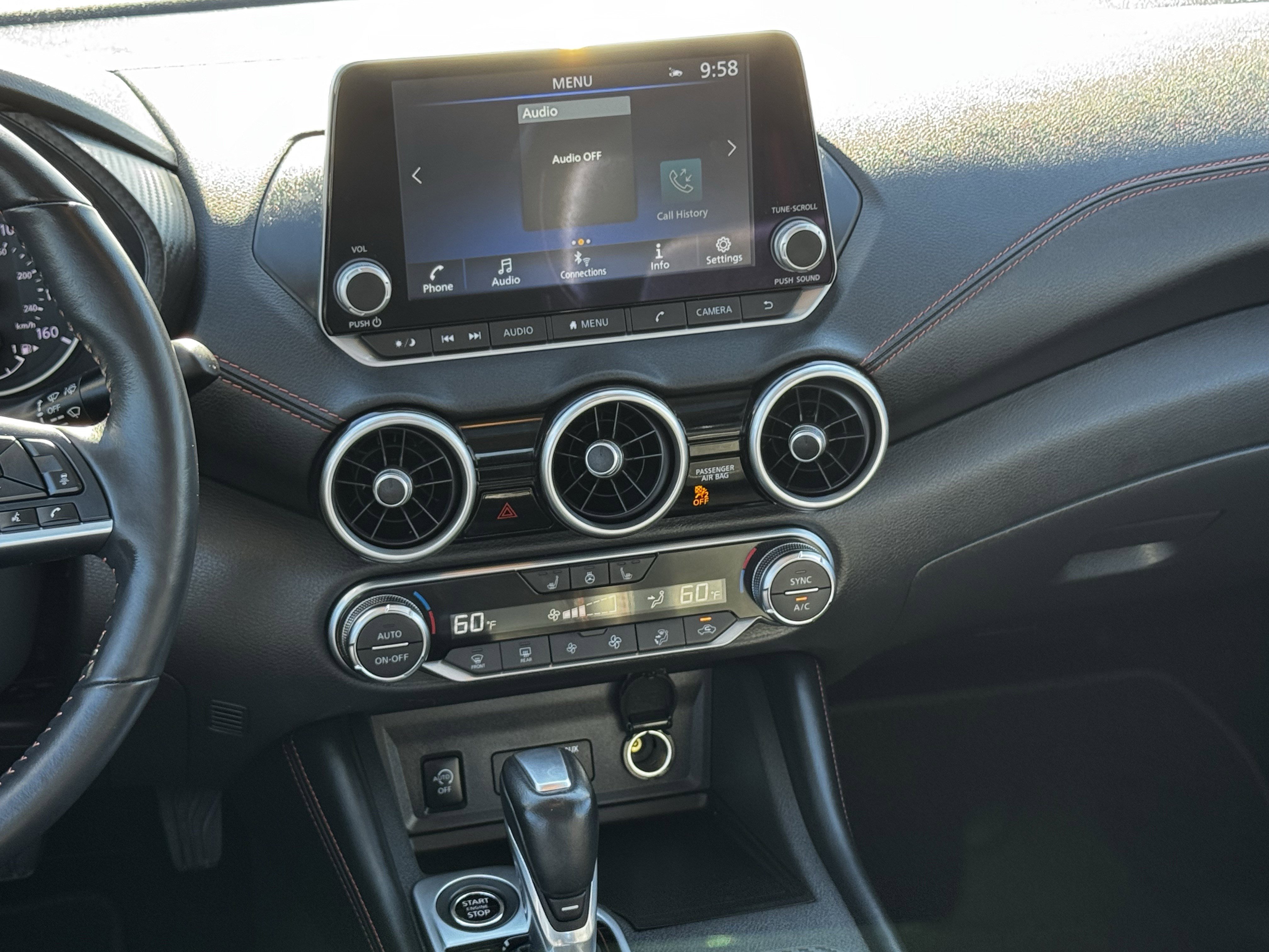 Used 2025 Nissan Sentra SR w/ SR Premium Package image 19