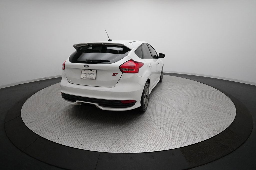 Used 2018 Ford Focus ST image 34