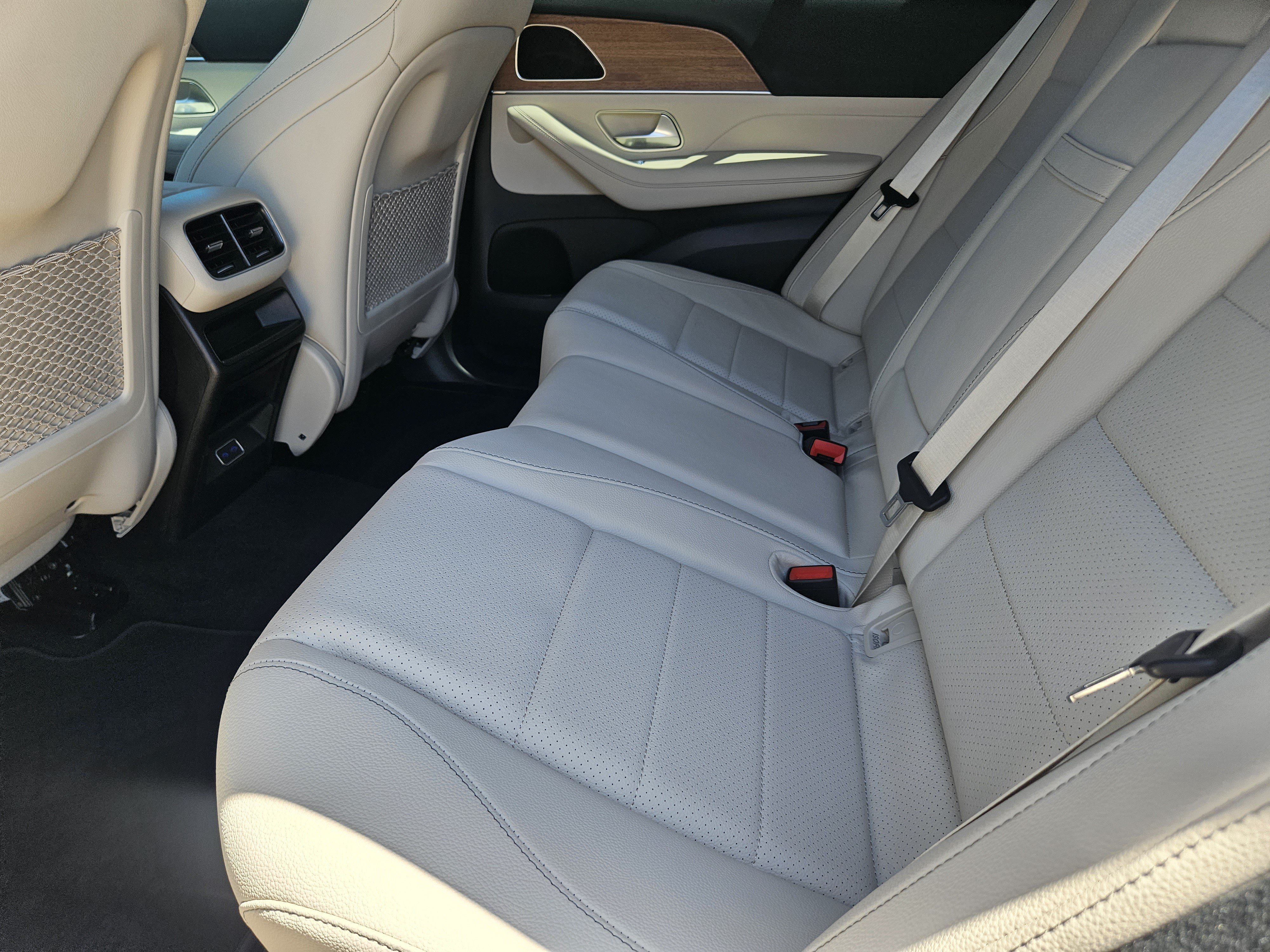 Certified 2025 Mercedes-Benz GLE 350 4MATIC image 28