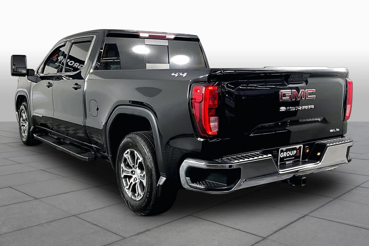 Used 2020 GMC Sierra 1500 SLE w/ Preferred Package AWD/4WD image 12