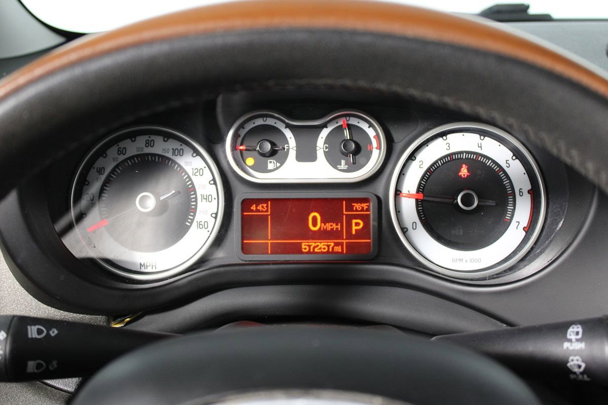 Used 2014 FIAT 500L Trekking FWD image 5