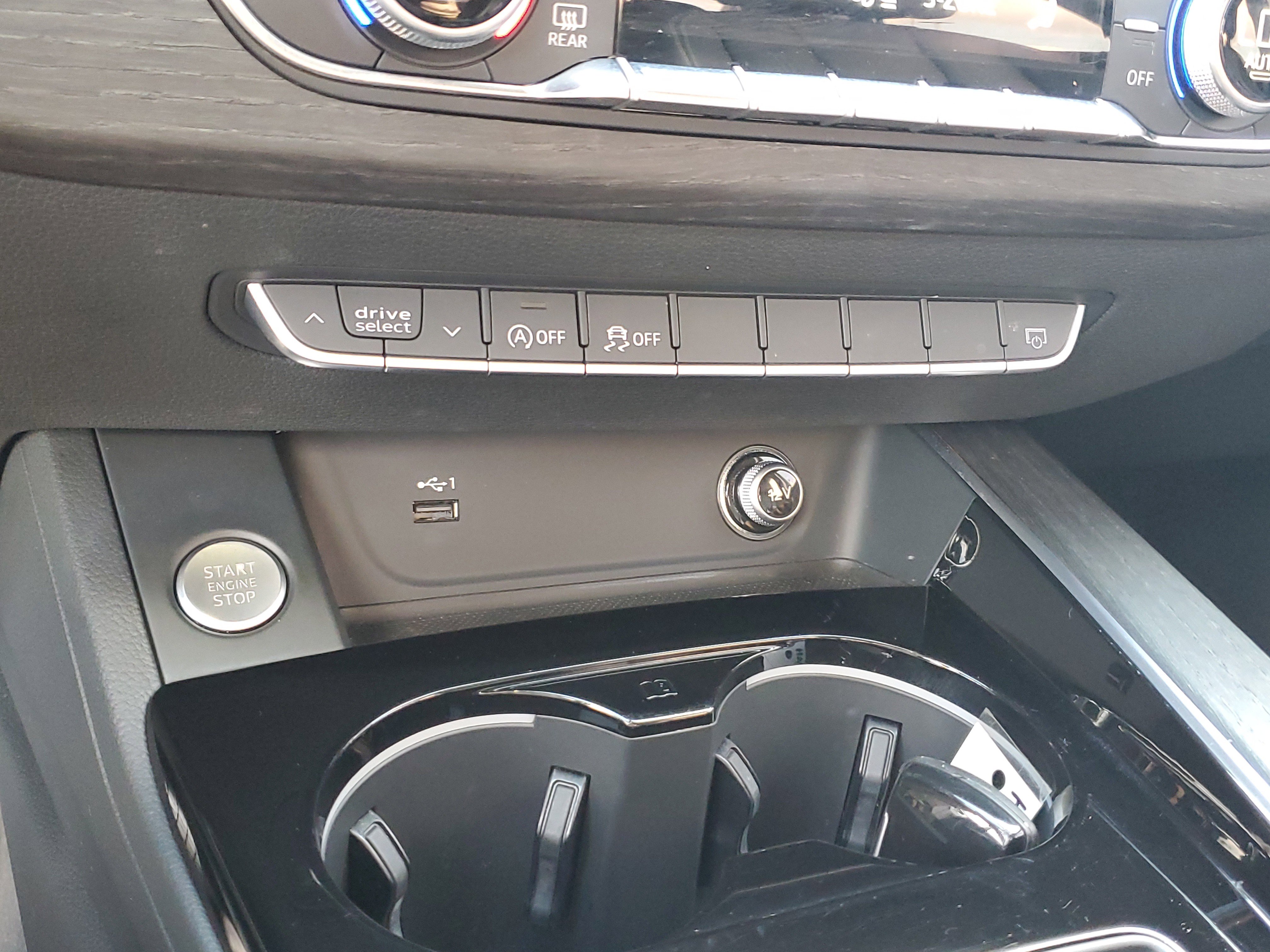 Used 2020 Audi A4 2.0T Premium w/ Convenience Package image 22