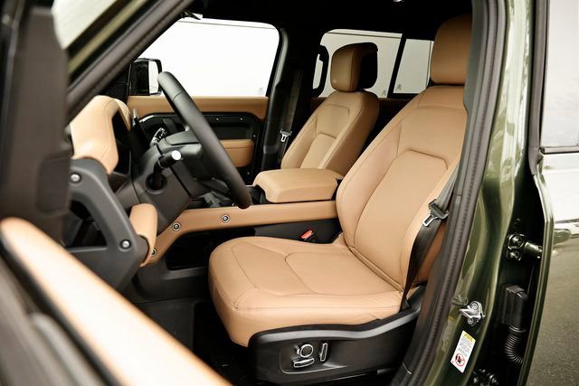 New 2026 Land Rover Defender 130 S image 27