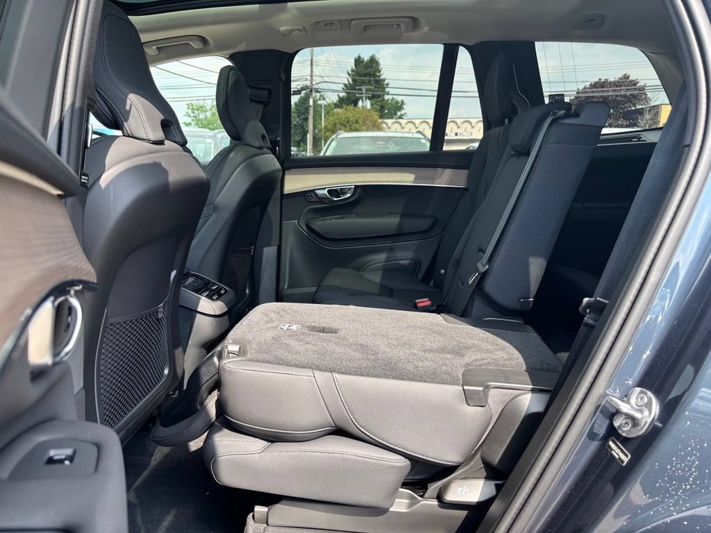 Certified 2026 Volvo XC90 B6 Core w/ Protection Package Premier AWD/4WD image 22