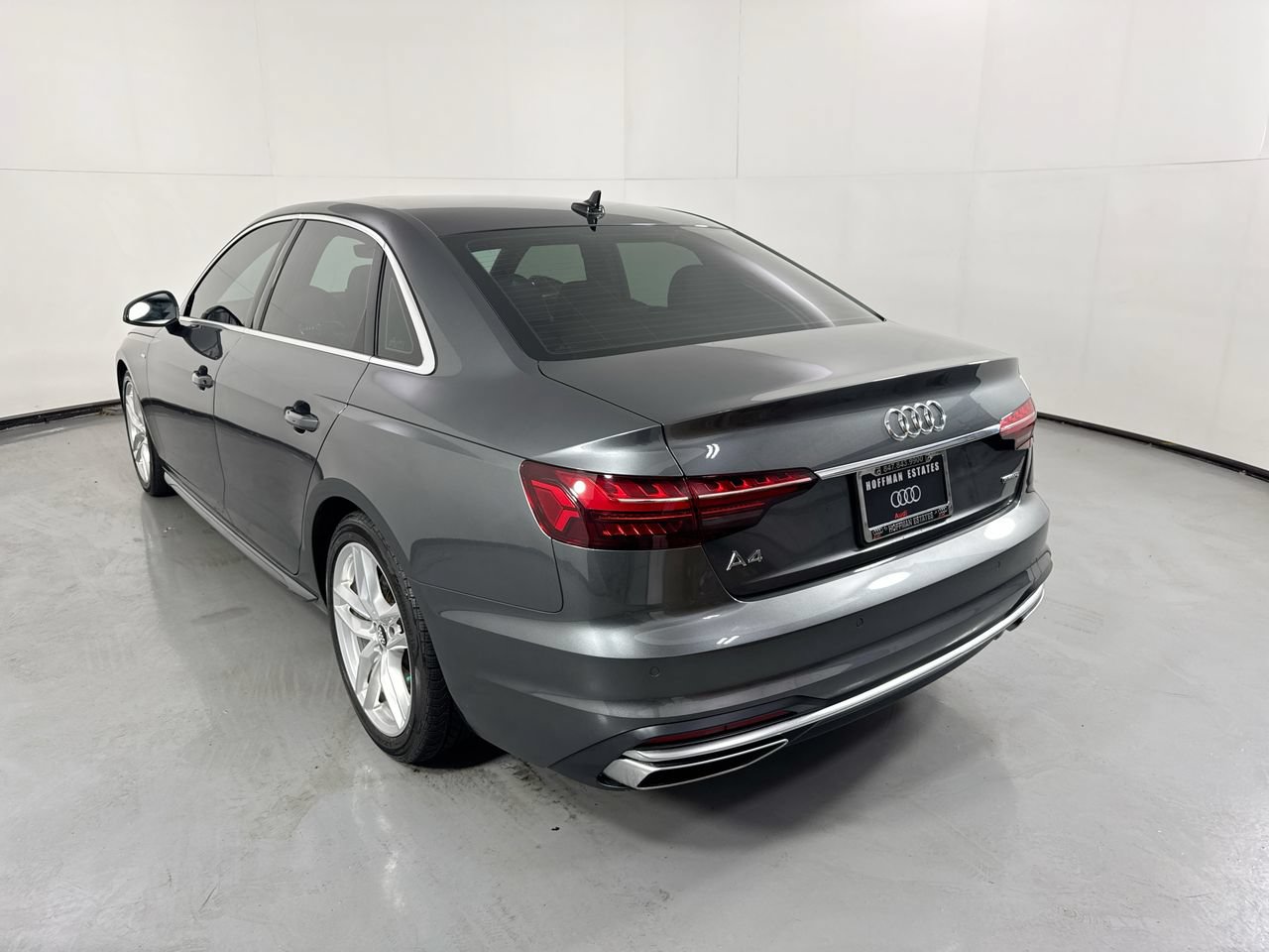 Used 2021 Audi A4 2.0T Premium Plus w/ Premium Plus Package AWD/4WD image 29