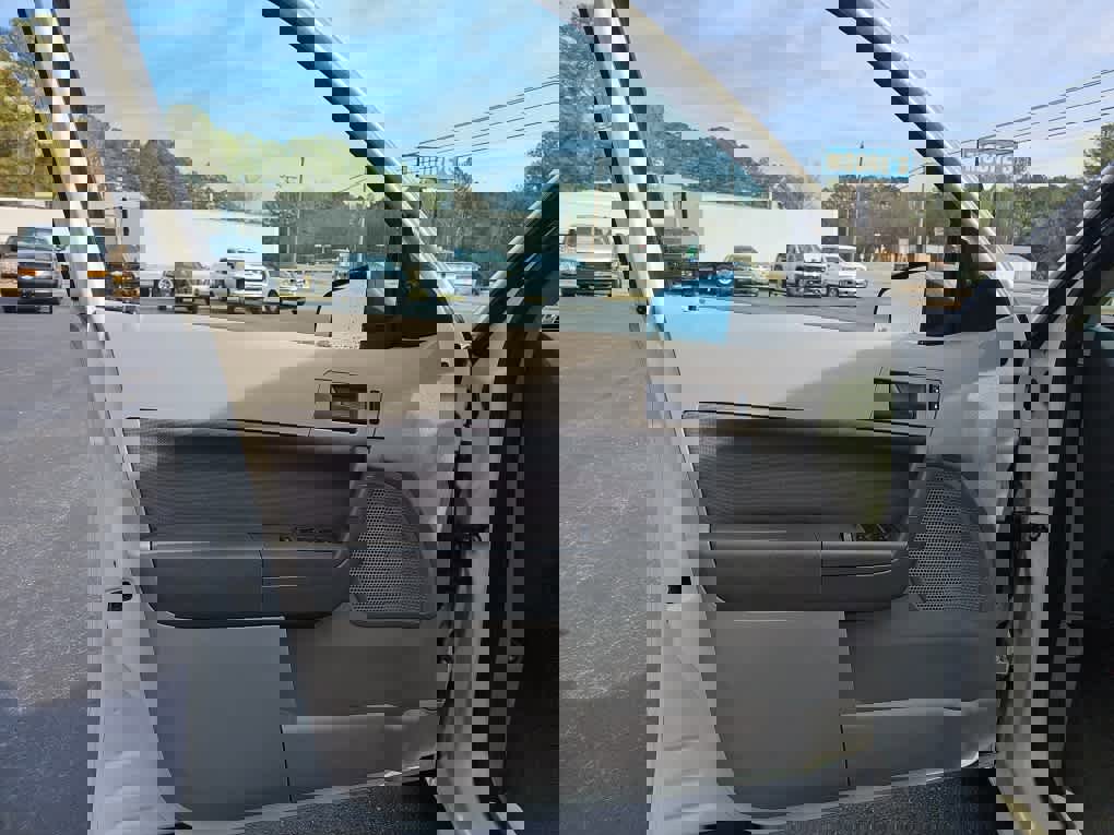 Used 2011 Ford Focus SE image 11