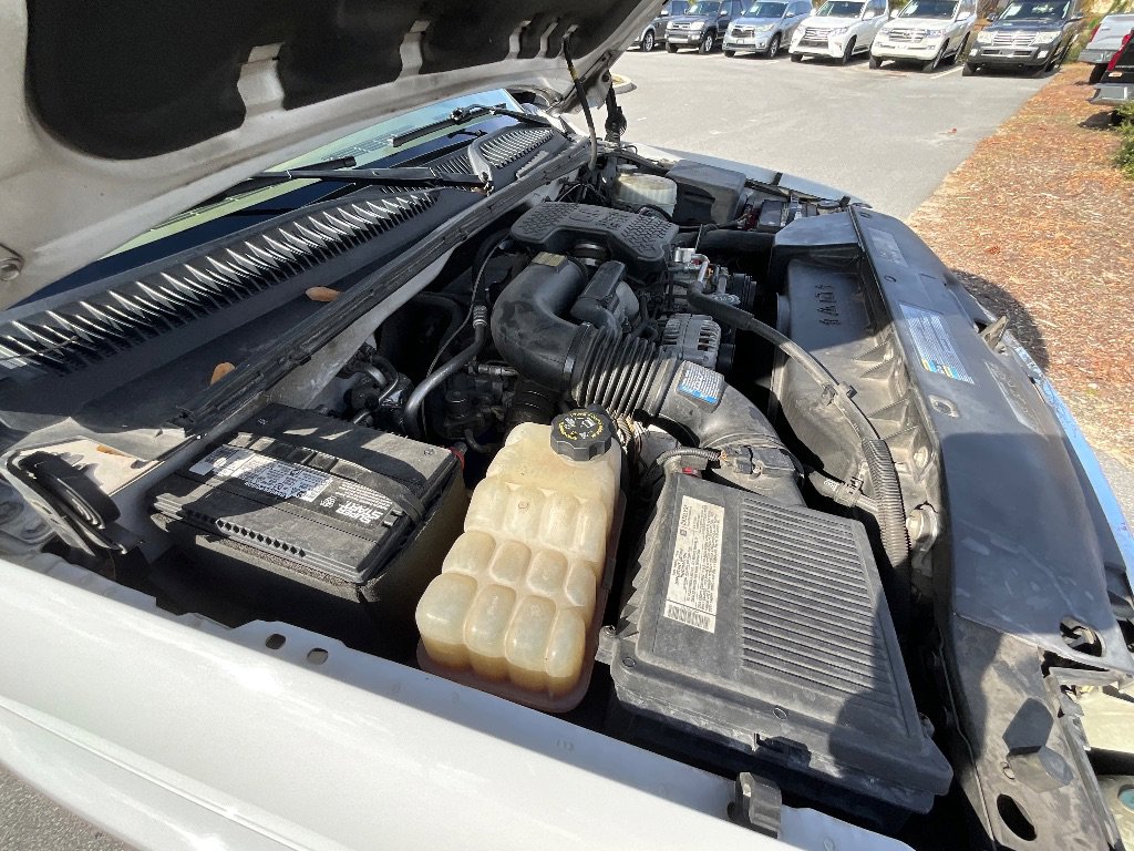 Used 2005 GMC Sierra 2500 SLT w/ Heavy-Duty Power Package image 56