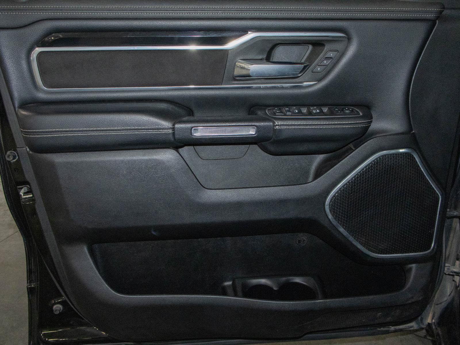 Used 2021 RAM 1500 Laramie w/ Sport Appearance Package image 11