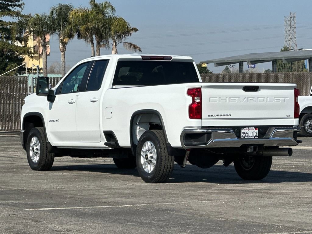 Used 2024 Chevrolet Silverado 2500 LT w/ Convenience Package AWD/4WD image 5