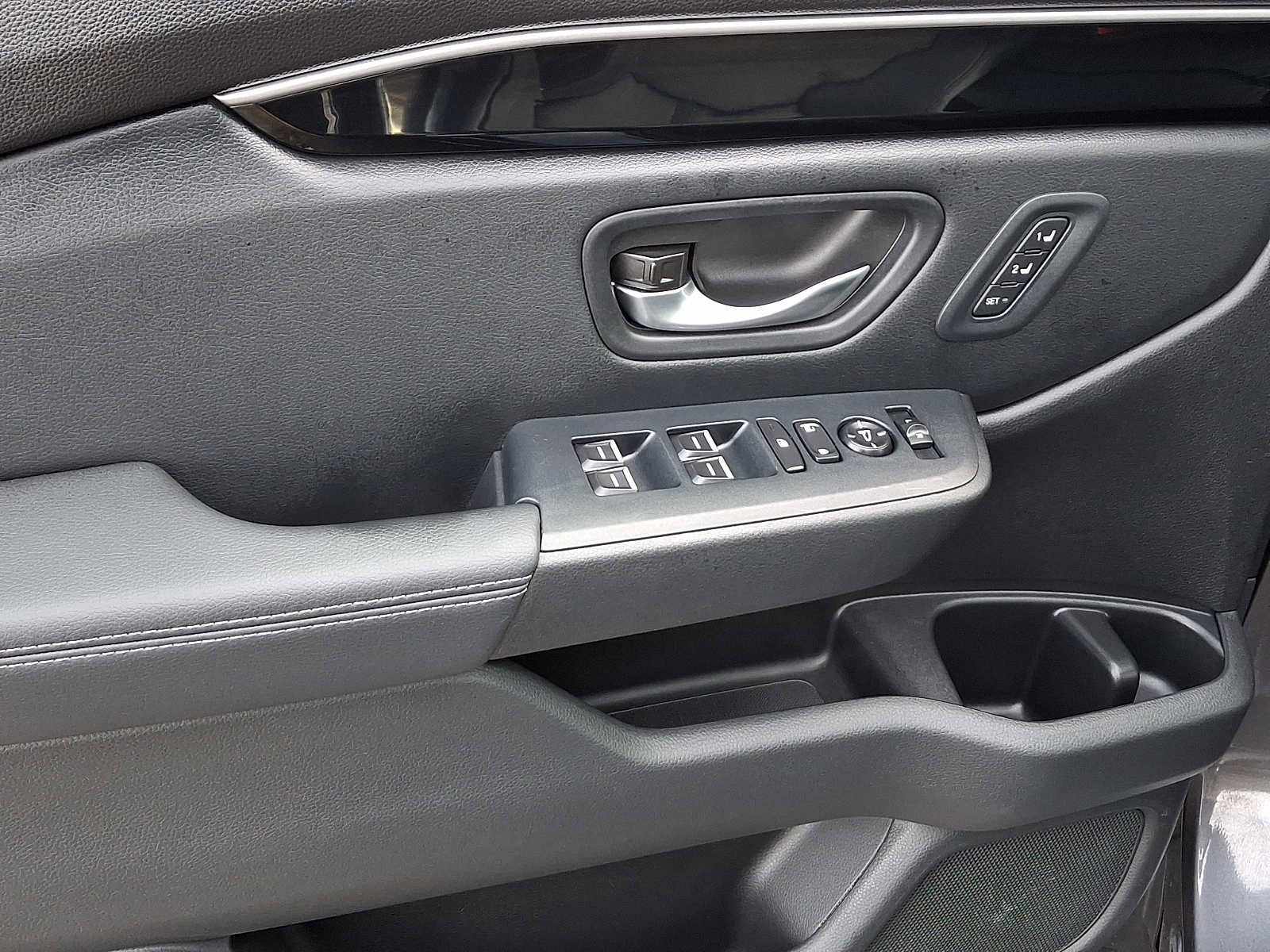 Used 2023 Honda Pilot Touring image 13