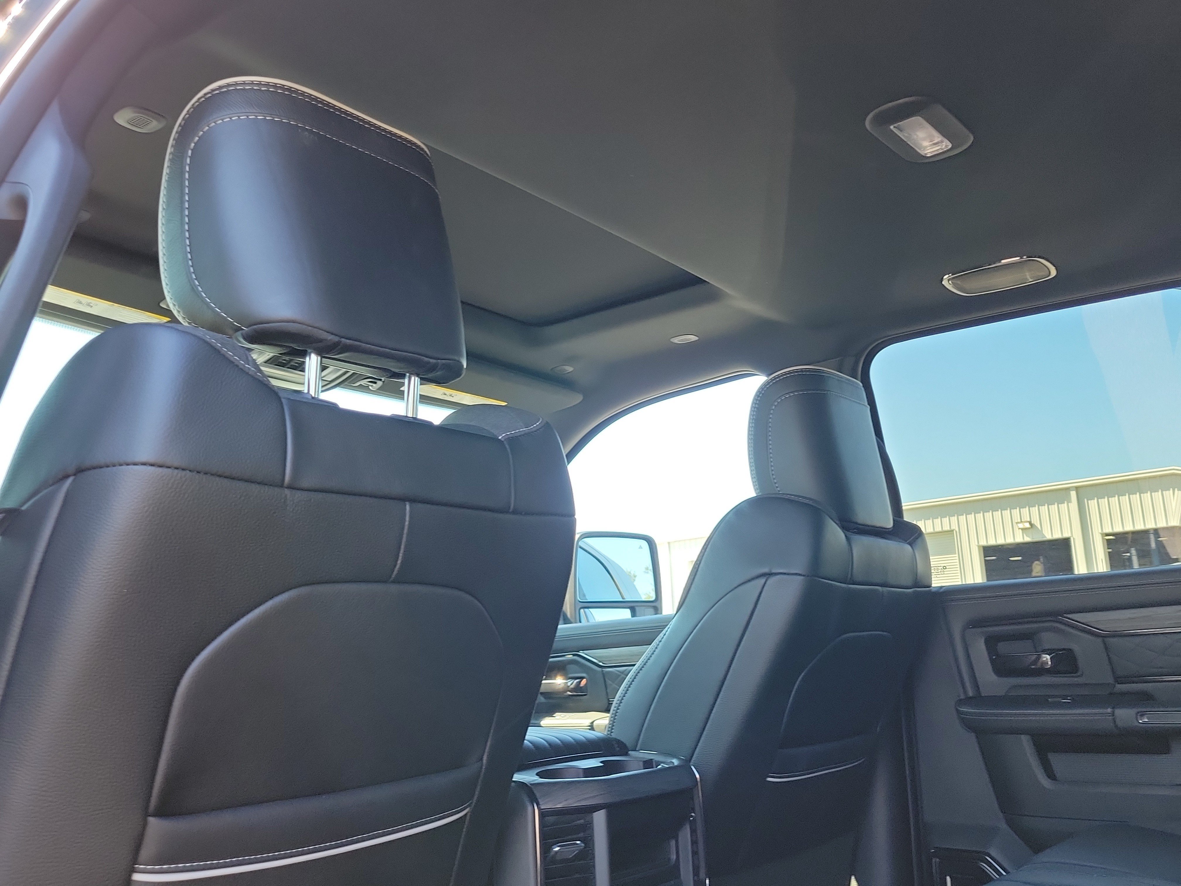 Used 2026 RAM 2500 Limited AWD/4WD image 13