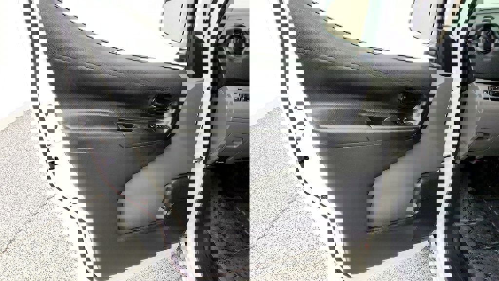 Used 2020 Nissan NV200 SV w/ Back Door Glass Package FWD image 10