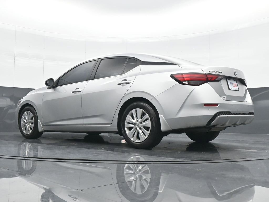 Used 2022 Nissan Sentra S image 19