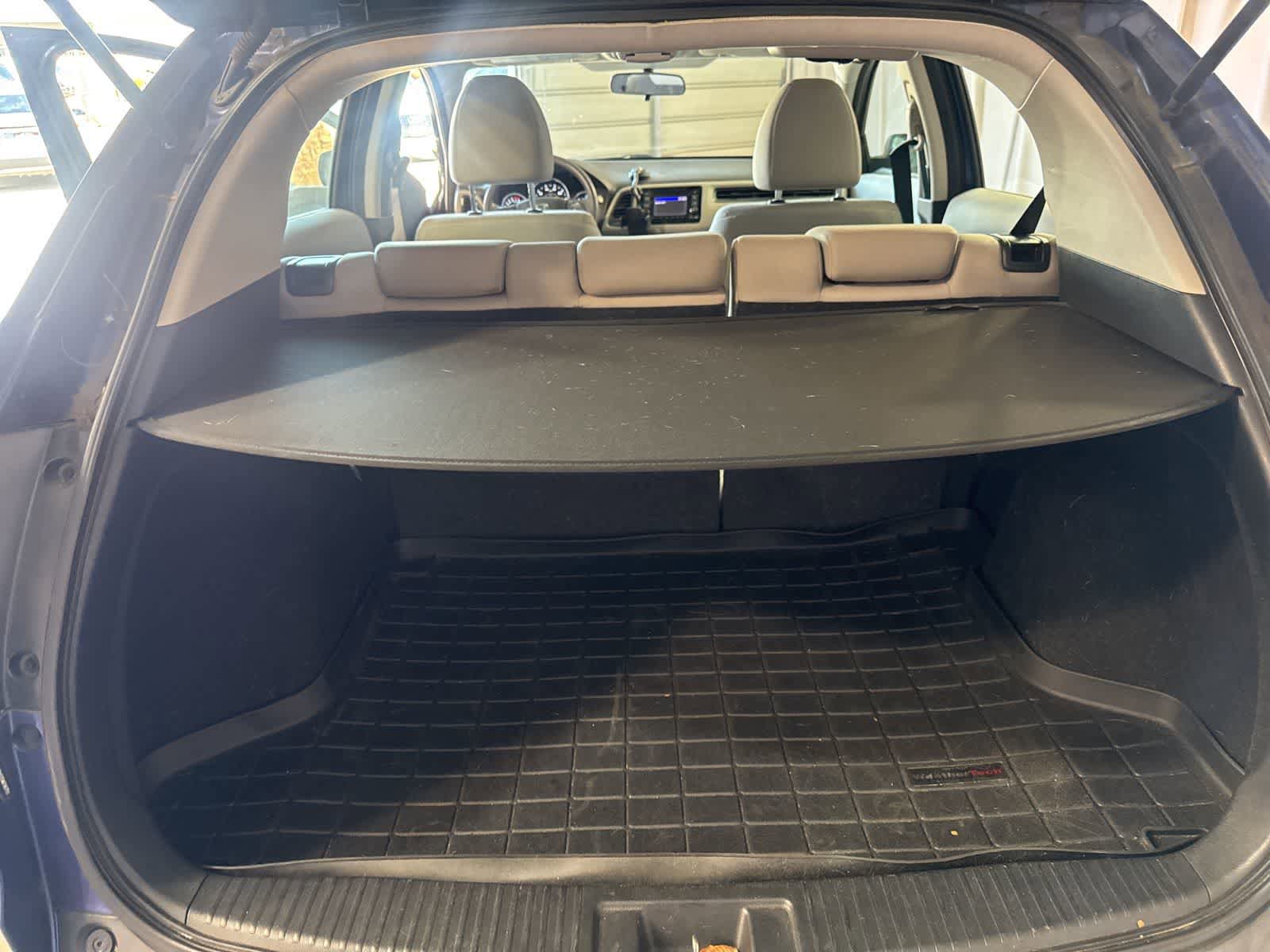 Used 2016 Honda HR-V LX image 14