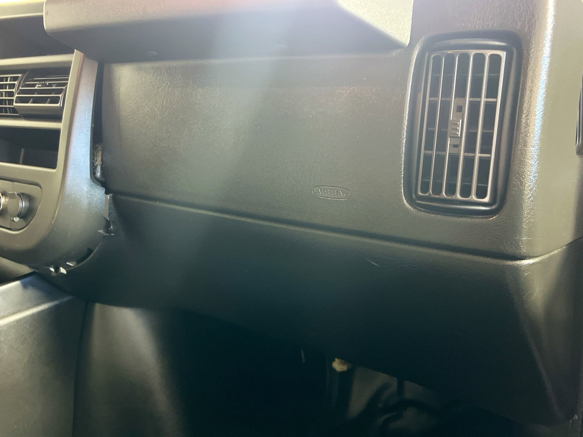 Used 2019 Chevrolet Express 2500 w/ Driver Convenience Package image 32