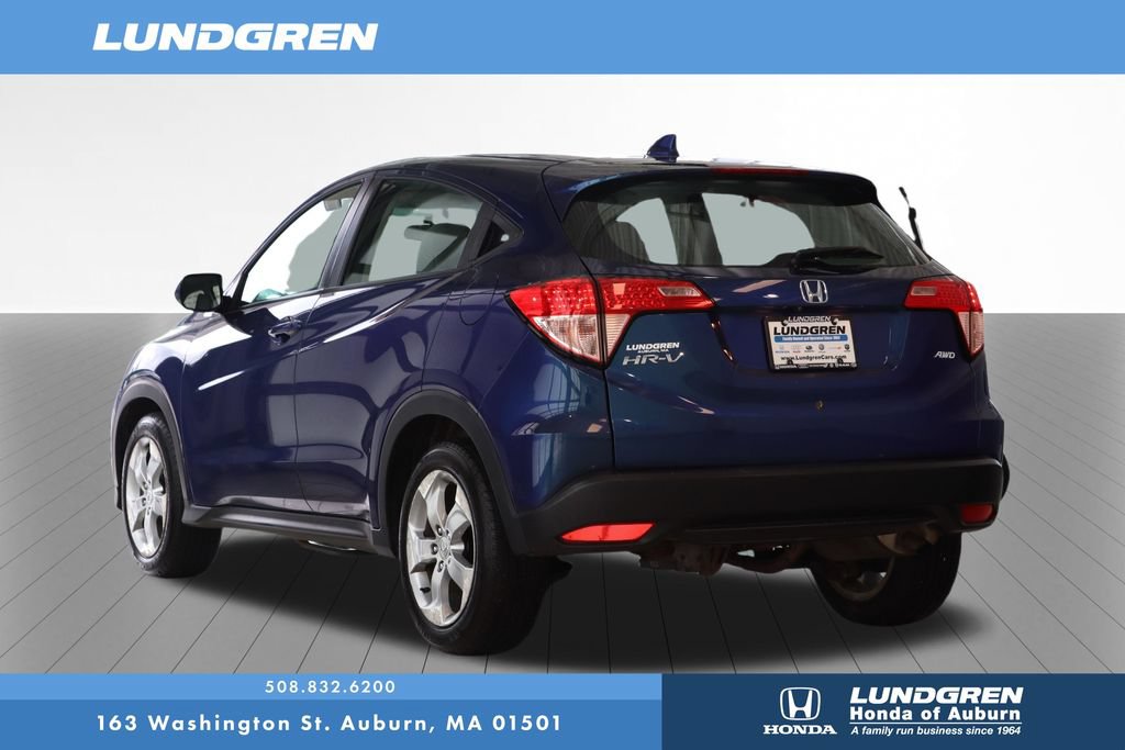 Used 2017 Honda HR-V LX image 3