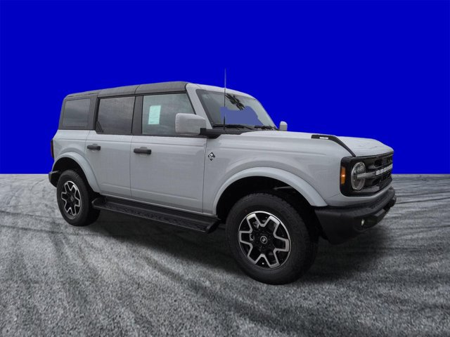 New 2026 Ford Bronco Outer Banks AWD/4WD image 2