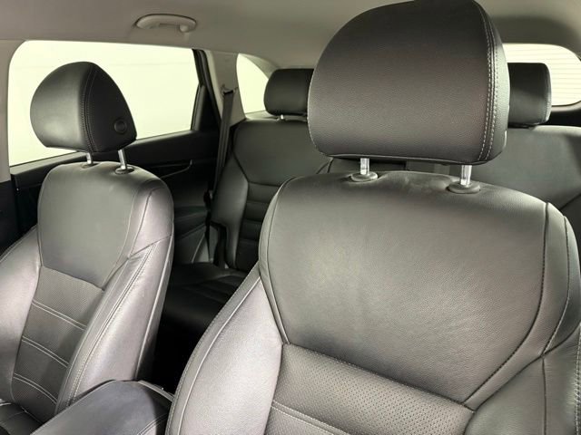 Used 2018 Kia Sorento FWD image 29