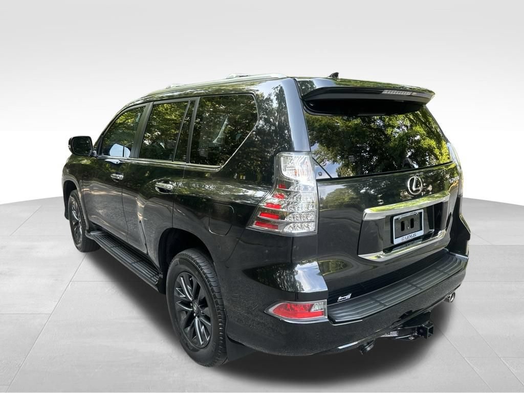 Used 2023 Lexus GX 460 Premium w/ Premium Package AWD/4WD image 3