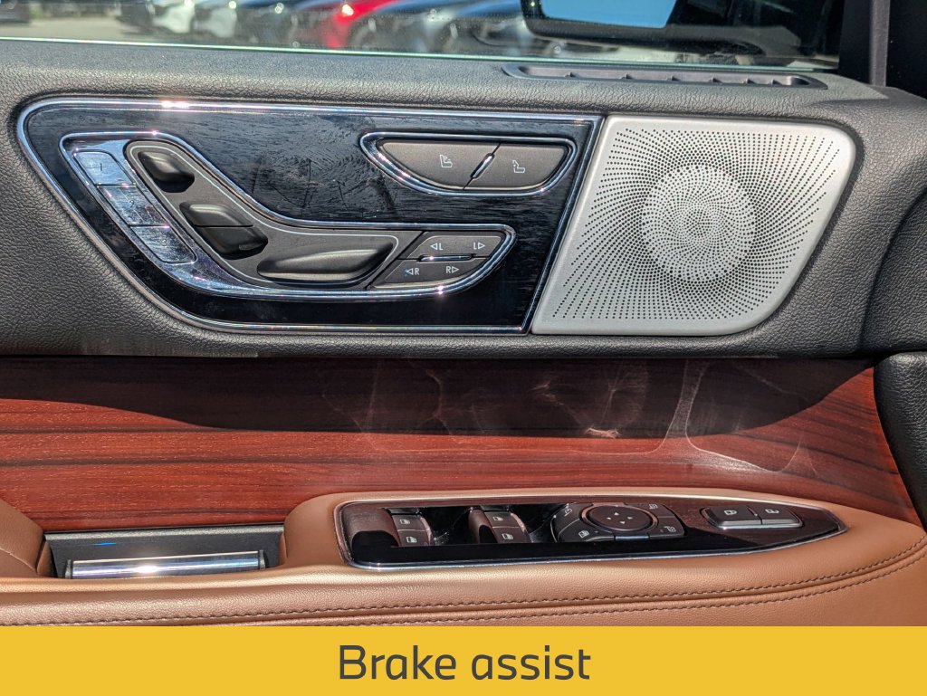 Used 2023 Lincoln Navigator L Reserve RWD image 32