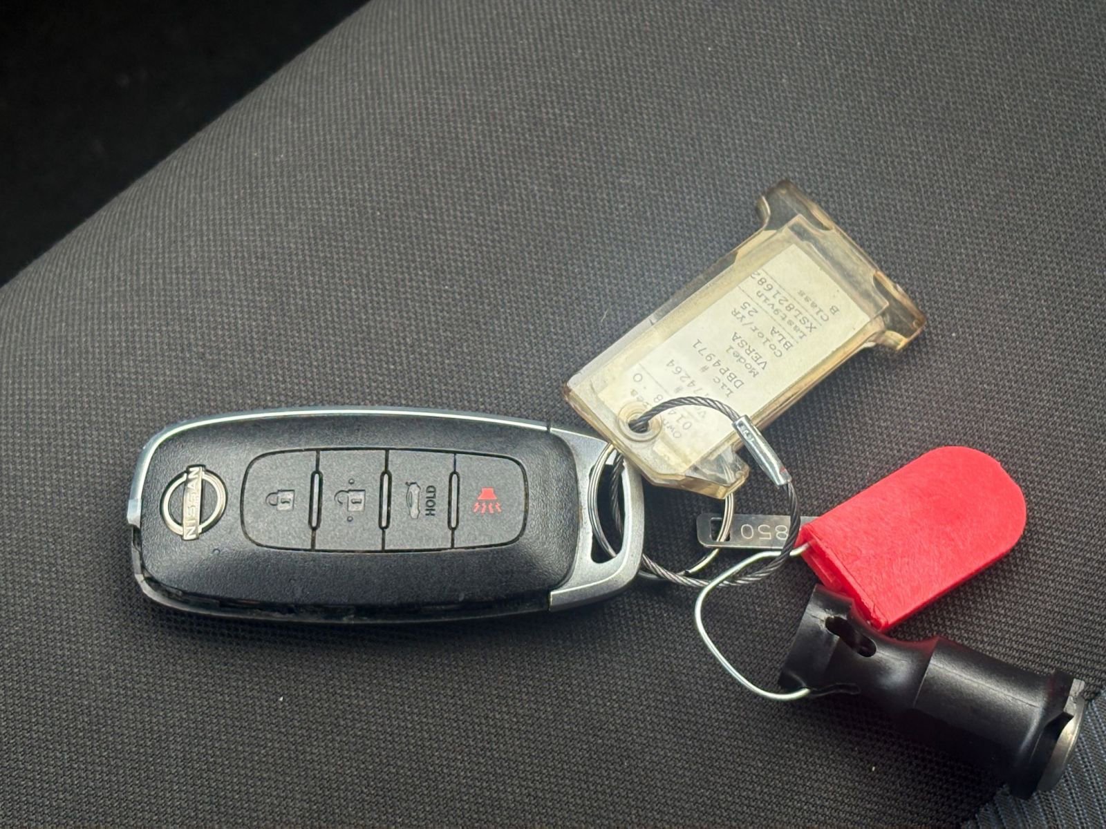 Used 2025 Nissan Versa SV FWD image 18