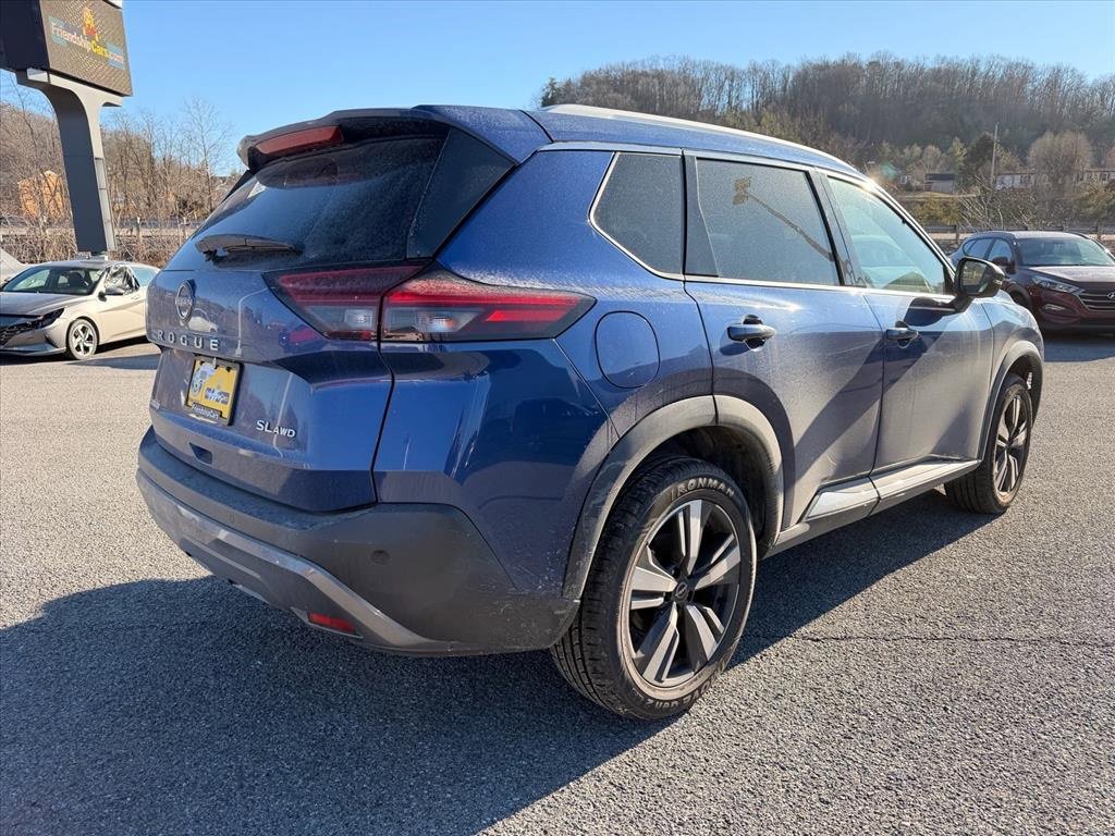 Used 2023 Nissan Rogue SL w/ SL Premium Package image 14