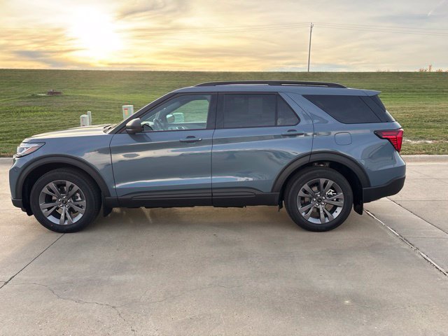 New 2027 Ford Explorer Active w/ Active Comfort Package AWD/4WD image 6