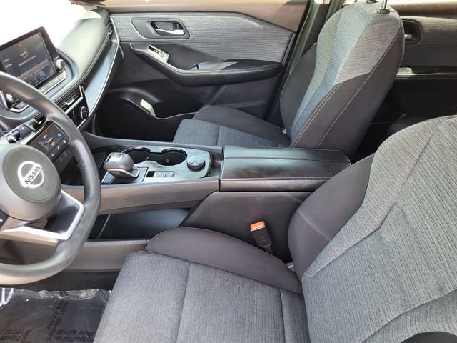 Certified 2021 Nissan Rogue SV image 18